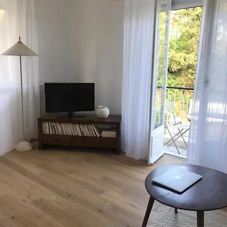 Magnifique Bas Gairaut Apercu Nice